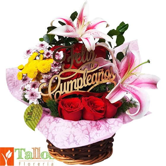 arreglo floral económico de cumpleaños con rosas y lirios delivery de flores en Lima