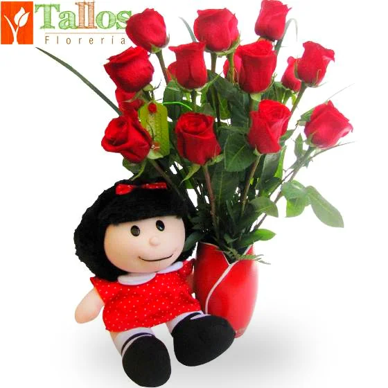 Arreglo floral en florero con rosas rojas y peluche para regalo de amor romántico ideal para sorprender con entrega a domicilio en Lima