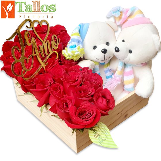 pareja Te Amo de corazón con rosas para regalar detalle romántico con delivery de flores en Lima