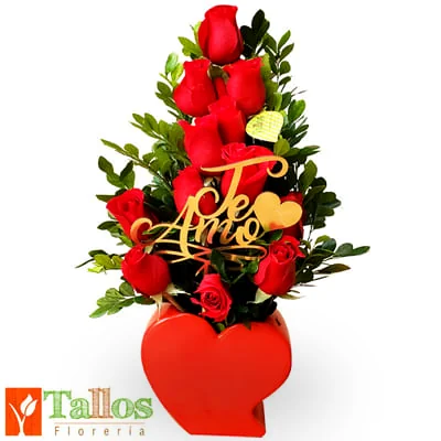corazón te amo de rosas para regalo romántico delivery de flores en Lima