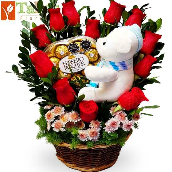 osito y bombones con peluche para regalo romántico delivery de flores en Lima