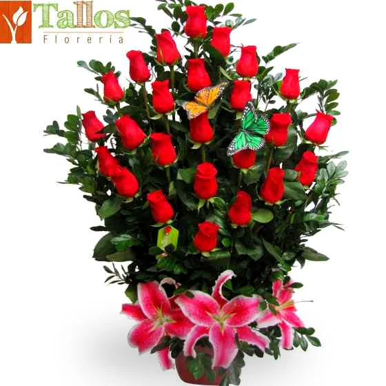 rosas y mariposas para regalo romántico delivery de flores en Lima