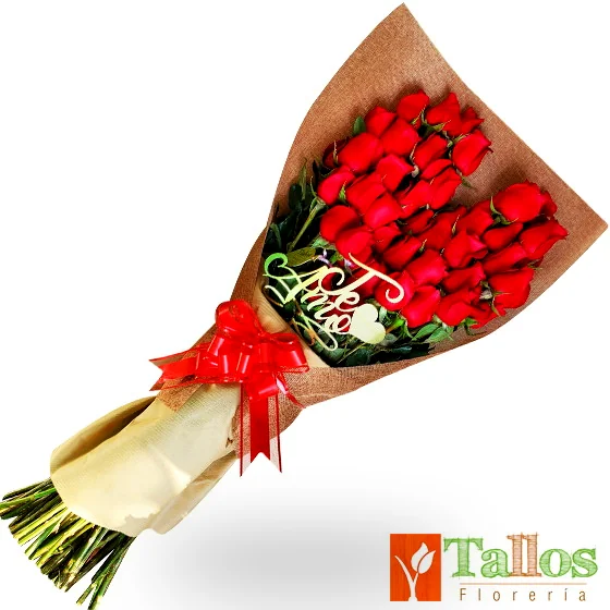 corazón en ramo de rosas para regalo romántico delivery de flores en Lima