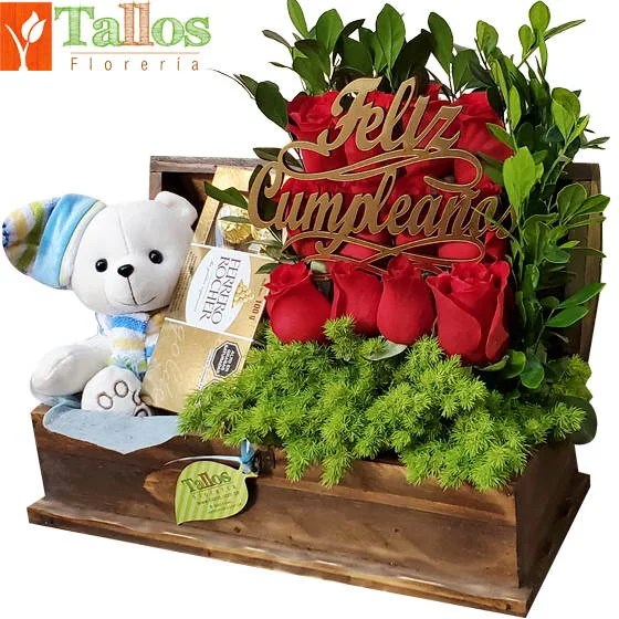 baúl de cumpleaños para regalo especial delivery de flores en Lima